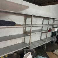 Scaffali a muro