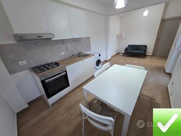 Appartamento Ristrutturato + Terrazzo San Paolo