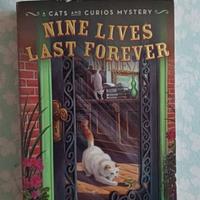 Libro autrice REBECCA M. HALE - lingua inglese