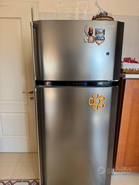 Frigorifero Sharp 600 litri