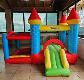 Castello Gonfiabile Gigante e Rimbalzante