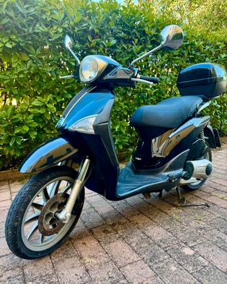 Scotter LIBERTY PIAGGIO 125 3V IE