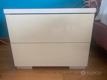 Comodino laccato bianco lucido