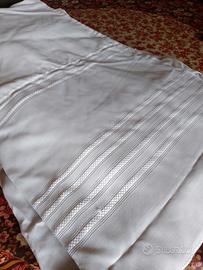 Tende color bianco  vintage h.m.3 x L.cm78