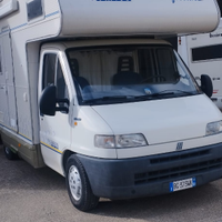 Camper mansardato tenuto benissimo ful