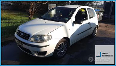 Ricambi Usati FIAT PUNTO VAN (2U) 2004