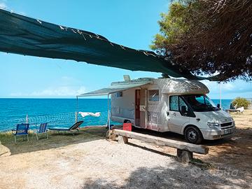 Camper Semintgr Ford Rimor 686, anno 2005, 120 CV 