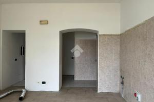 NEGOZIO A MONTECHIARUGOLO