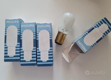 Lotto 4 lampadine Philips BA 15d 220/230V 15W