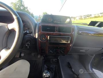 CONSOLE IN RADICA LAND CRUISER KDJ90 ANNO 2002