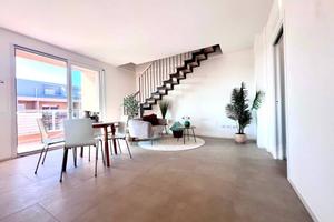 Appartamento di 165 m² con 4 locali e box auto a C