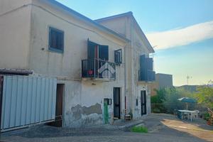 CASA SEMINDIPENDENTE A SANTA PAOLINA