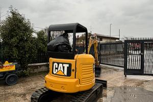 E165 Mini escavatore 30 q Caterpillar 303E
