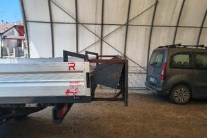 porta pali/ tubi per furgoncino cassonato