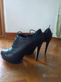 Tronchetti numero 38 da donna in ecopelle