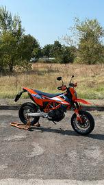 KTM690SMCR my2023/24
