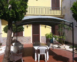 Casa Vivianuzza 7/9 posti con giardino e barbecue 