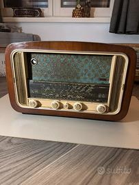 Radio antica epoca Voix du monde