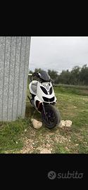 aprilia sr