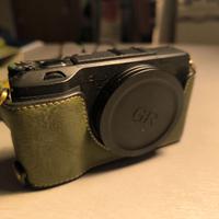 Ricoh GR 2 APSC Flash inc