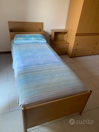 Letto singolo con contenitore e materasso