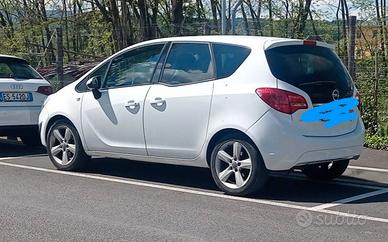 opel meriva 1.4 benzina