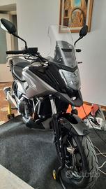 HONDA NC750X CAMBIO AUTOMATICO