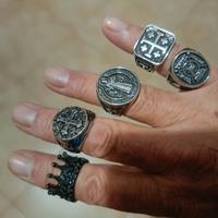 Collana e anelli 