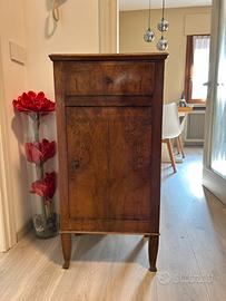 Mobile contenitore in legno