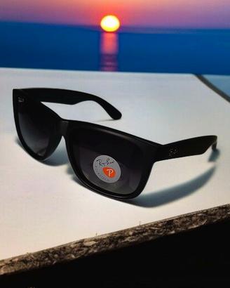 Ray-Ban Justin Polarizzati Neri Opachi