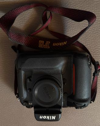 Nikon F5