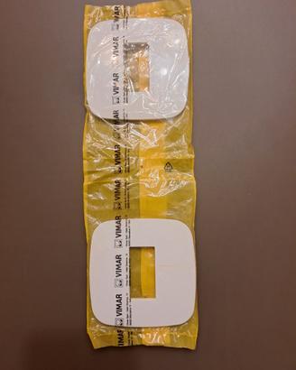 2 placche VIMAR per interruttore luce