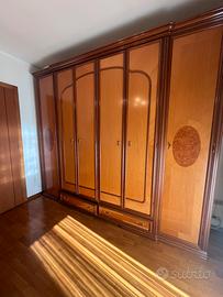 Armadio sei ante porta abiti