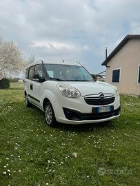 Combo plus 1.4 turbo 120 cv benzina metano doblo
