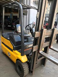 CARRELLO ELEVATORE vari modelli