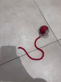 Palla per gatto che si muove da sola