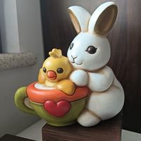 coniglio grande con pulcino Thun 