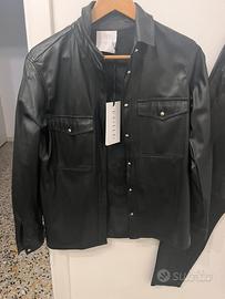 Completo camicia e pantaloni in ecopelle Gaelle