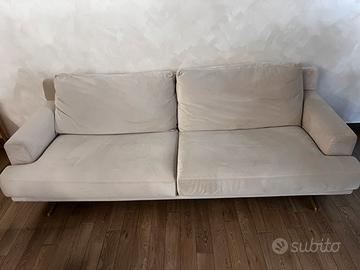 Divano 3 posti beige – design moderno