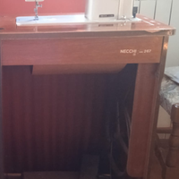 macchina da cucire NECCHI mod.267, con mobile