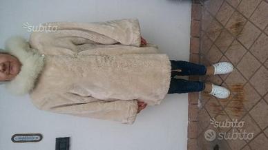 Pelliccia bianca ecologica