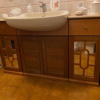 mobile bagno in legno