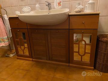 mobile bagno in legno