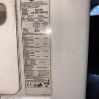 Due condizionatori LG e TOSHIBA