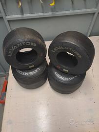 gomme kart levanto