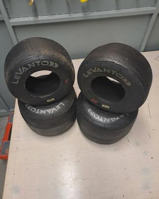 gomme kart levanto