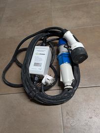 Stazione di ricarica portatile per veicoli elett.