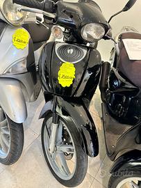 Piaggio scarabeo 50 4t