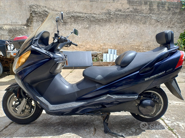 Burgman 400 del 2004