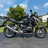 BMW r1200r